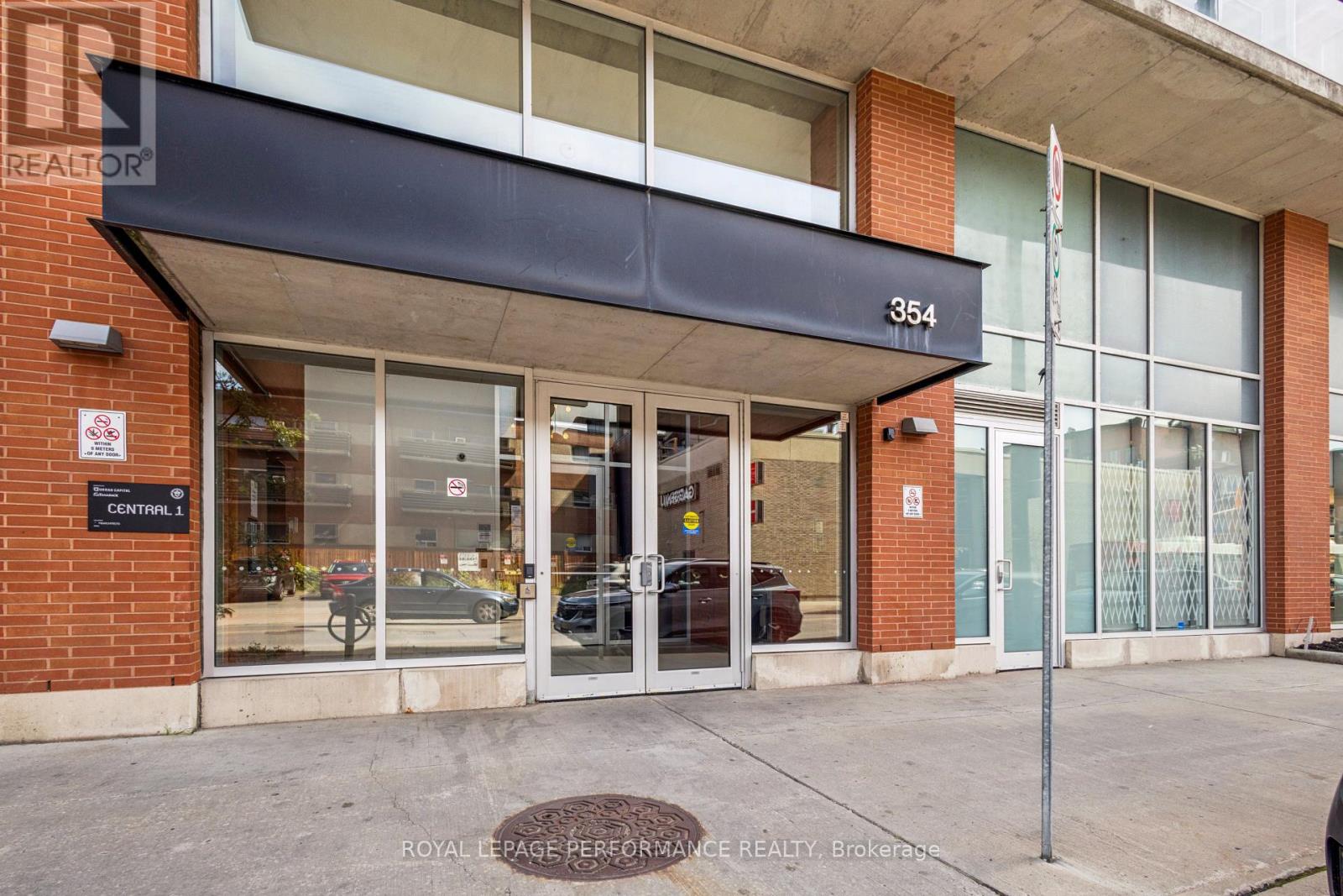 Photo 3 of 610 354 Gladstone Avenue, Ottawa ON