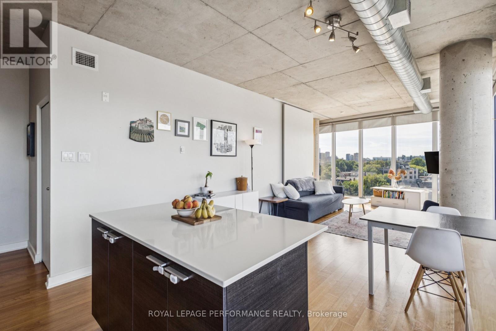 Photo 8 of 610 354 Gladstone Avenue, Ottawa ON