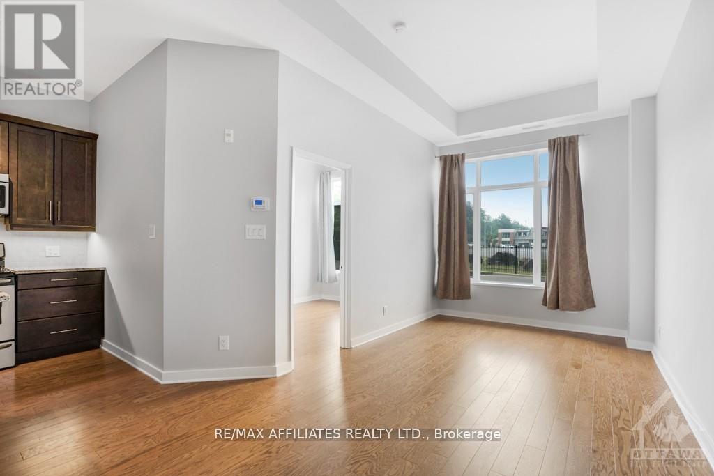Photo 13 of 109 310 Centrum Boulevard, Ottawa ON