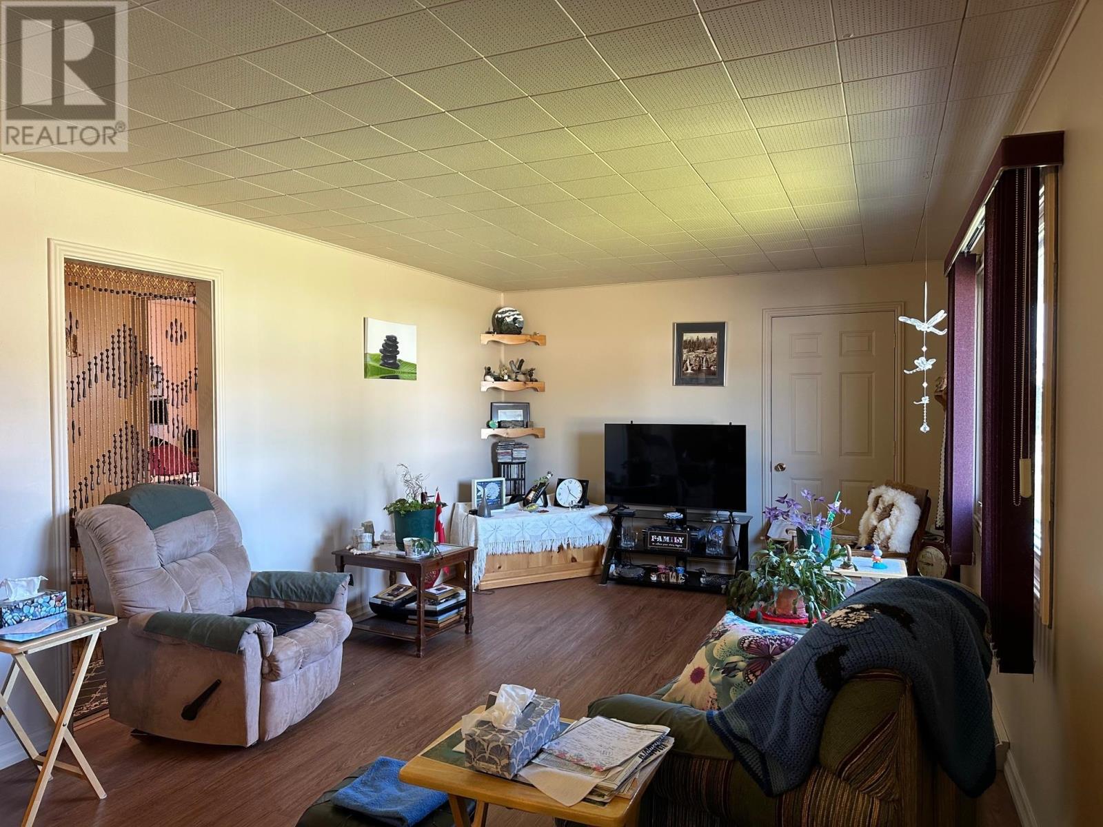 Photo 2 of 46 Birch Cres, Terrace Bay ON