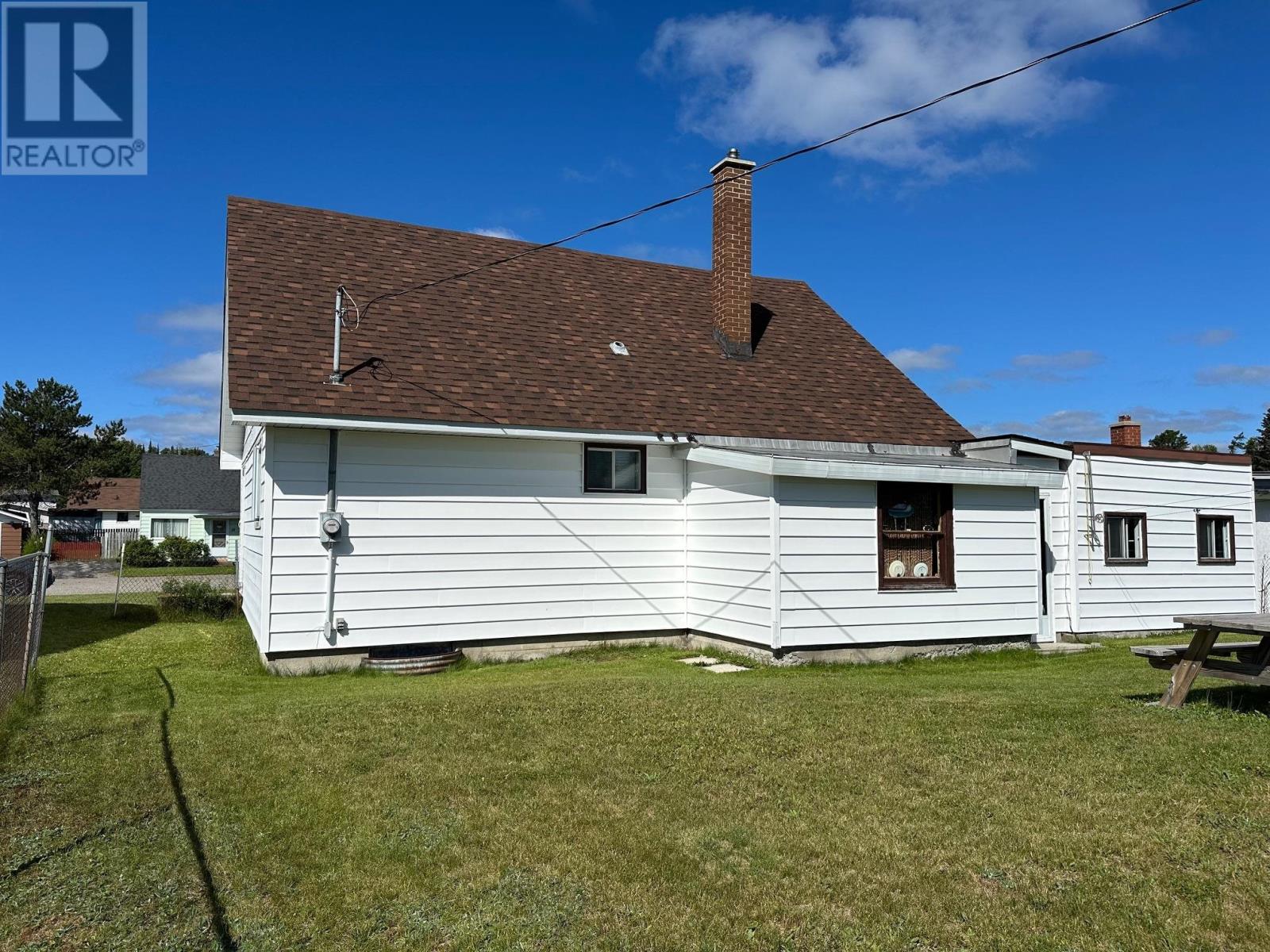 Photo 35 of 46 Birch Cres, Terrace Bay ON