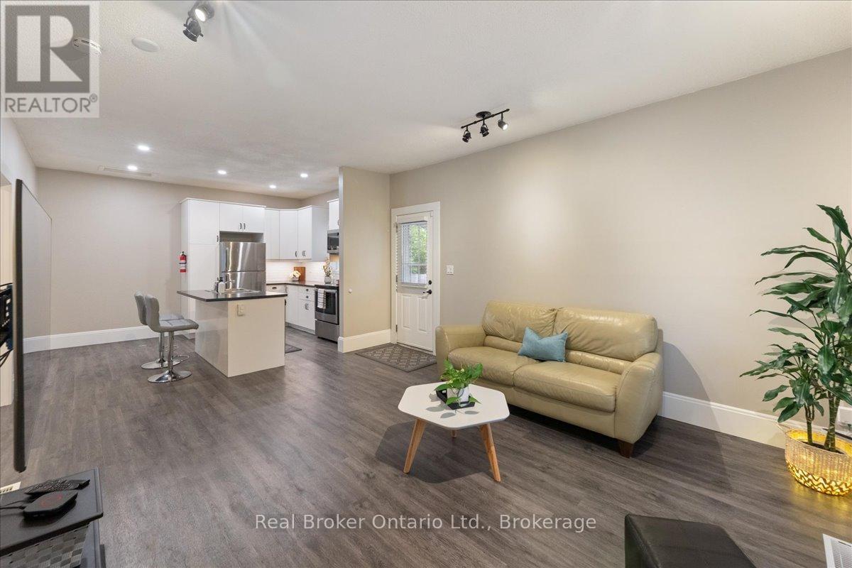 Photo 7 of 24 Rose Avenue, Brantford ON