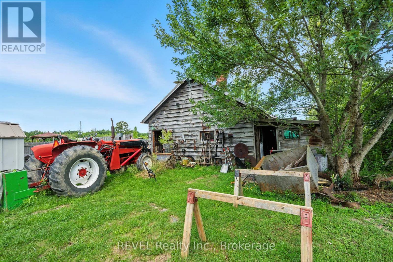 Photo 15 of 320 Netherby Road, Welland ON