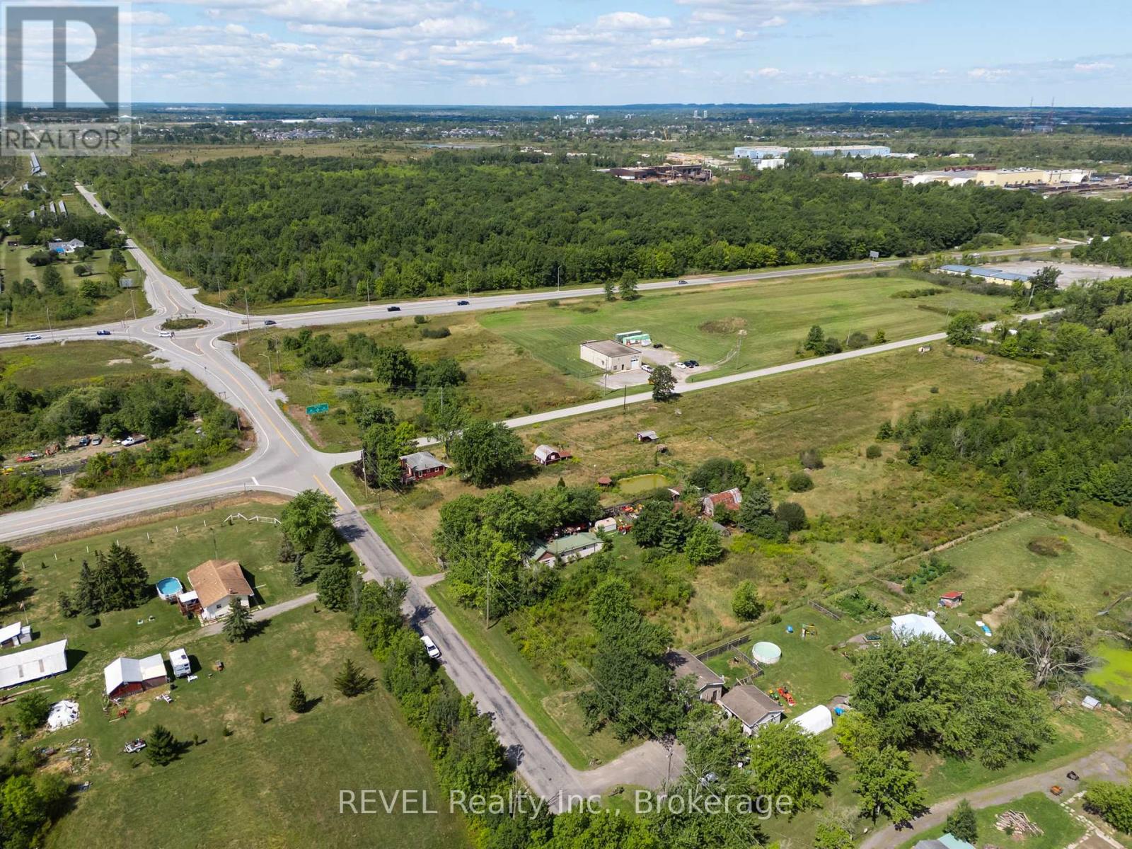 Photo 20 of 320 Netherby Road, Welland ON