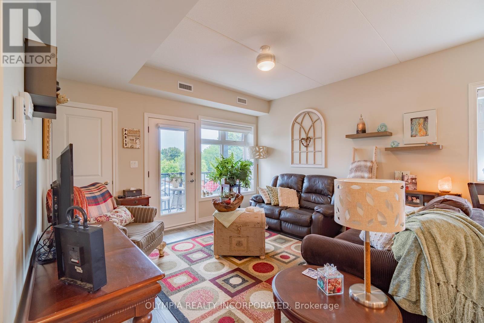 Photo 10 of 316 4644 Pettit Avenue, Niagara Falls ON