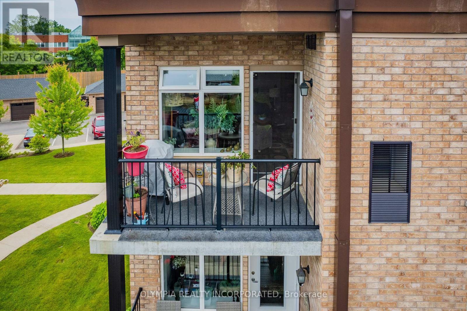 Photo 12 of 316 4644 Pettit Avenue, Niagara Falls ON