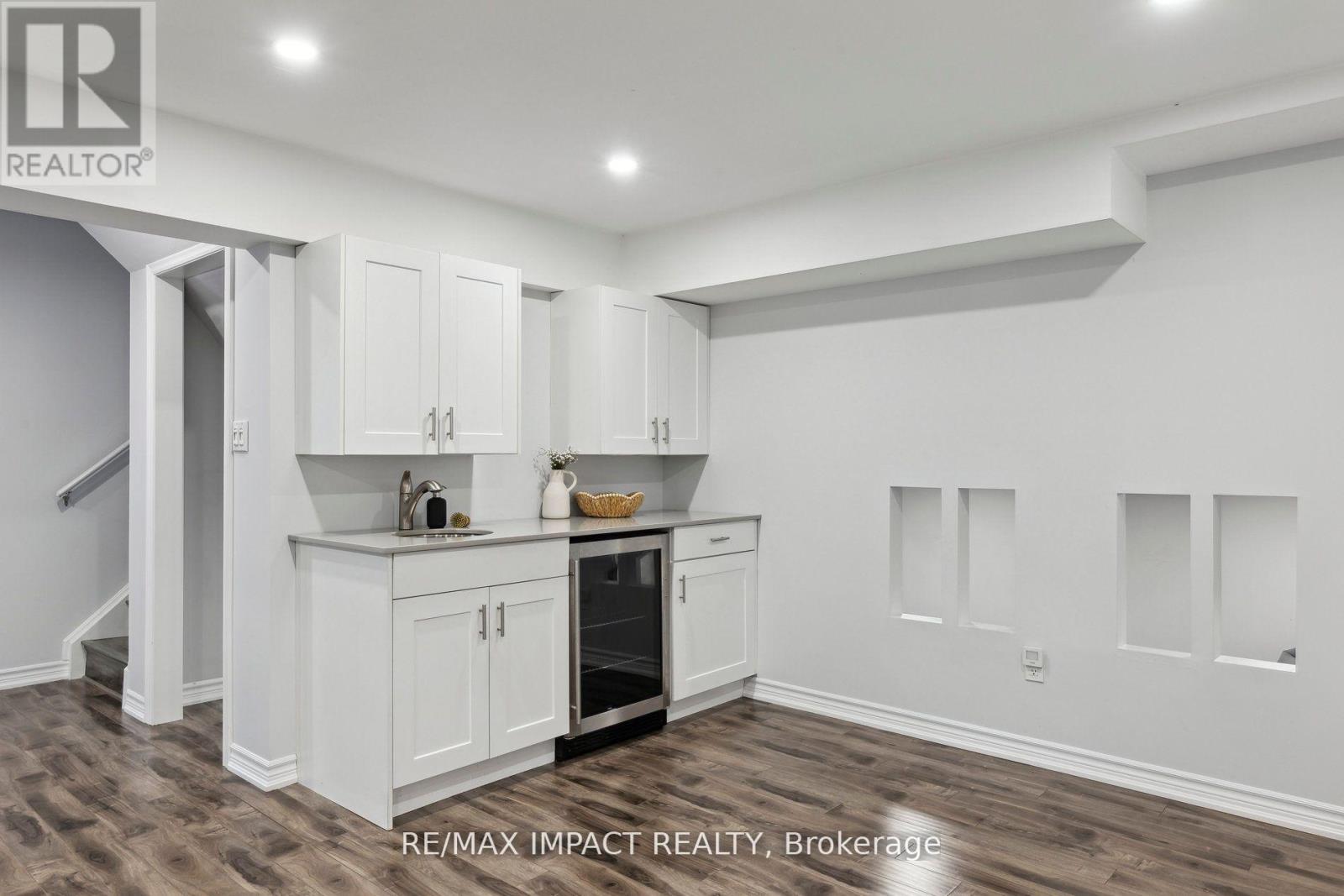 Photo 44 of 1 Carl Raby Street, Clarington ON
