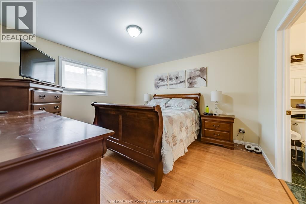 Photo 15 of 515 Birmingham Avenue, Lasalle ON