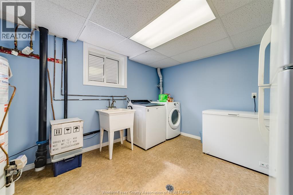 Photo 32 of 515 Birmingham Avenue, Lasalle ON