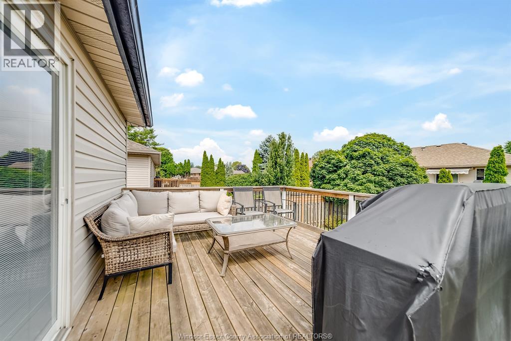 Photo 33 of 515 Birmingham Avenue, Lasalle ON