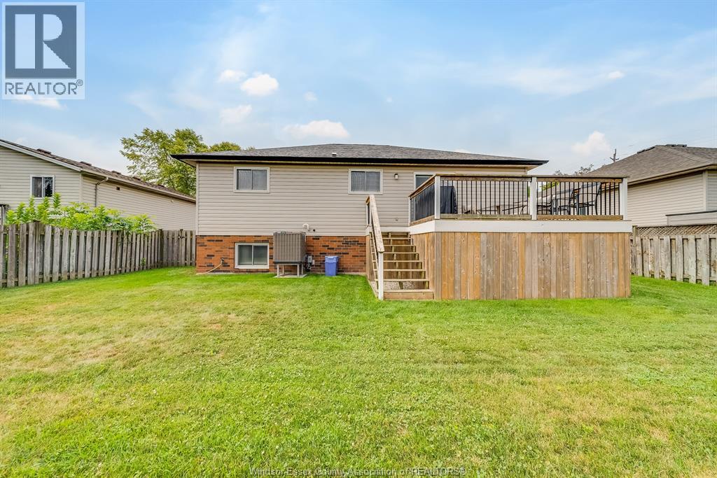 Photo 38 of 515 Birmingham Avenue, Lasalle ON