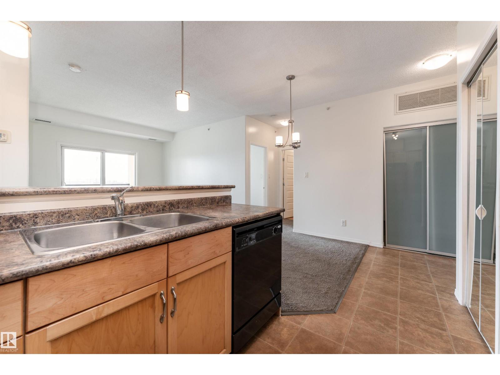 Photo 9 of 439 7825 71 St Nw, Edmonton AB