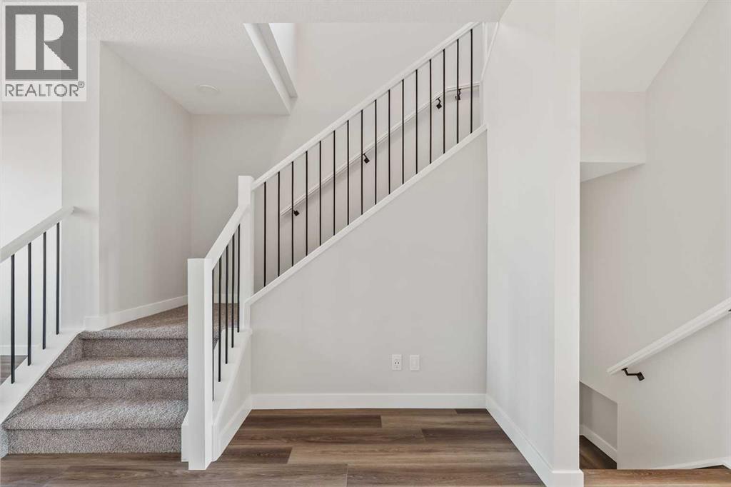 Photo 13 of 129 Setonvista Gate Se, Calgary AB