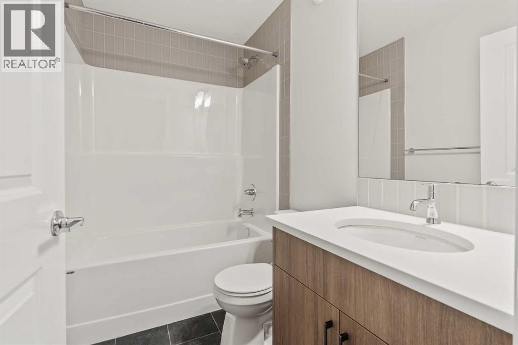 Photo 30 of 129 Setonvista Gate Se, Calgary AB