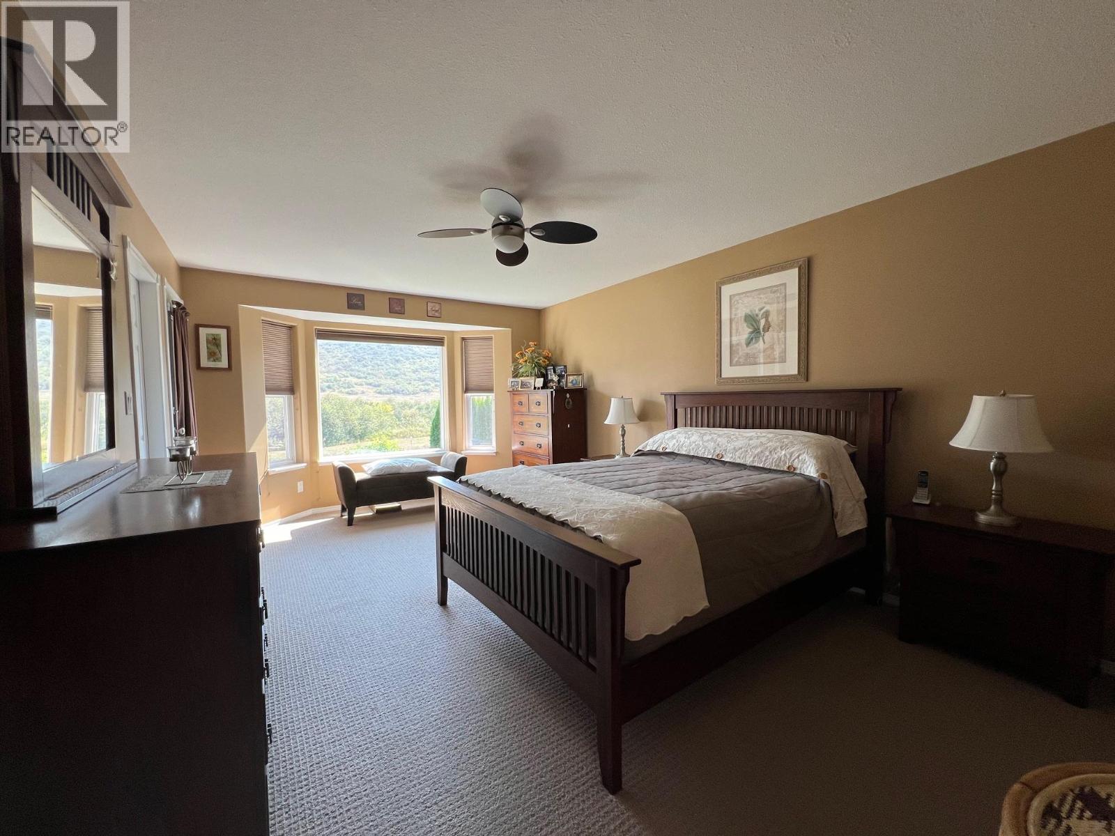 Photo 21 of 680 6th Street, Vernon BC