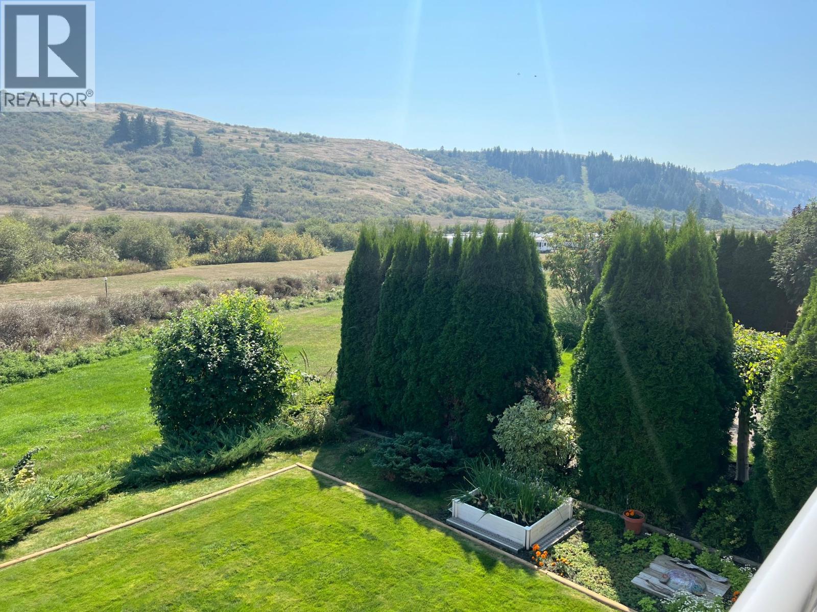 Photo 18 of 680 6th Street, Vernon BC