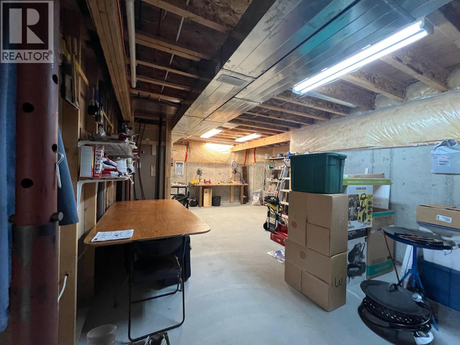 Photo 30 of 680 6th Street, Vernon BC