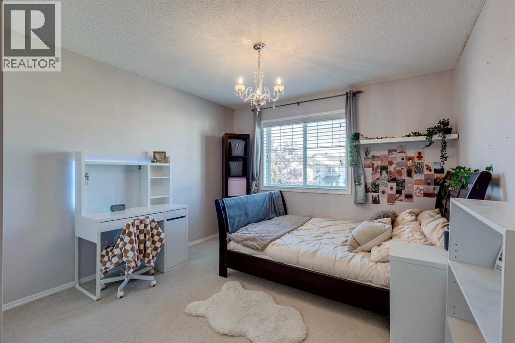 Photo 31 of 20 Wentworth Close Sw, Calgary AB