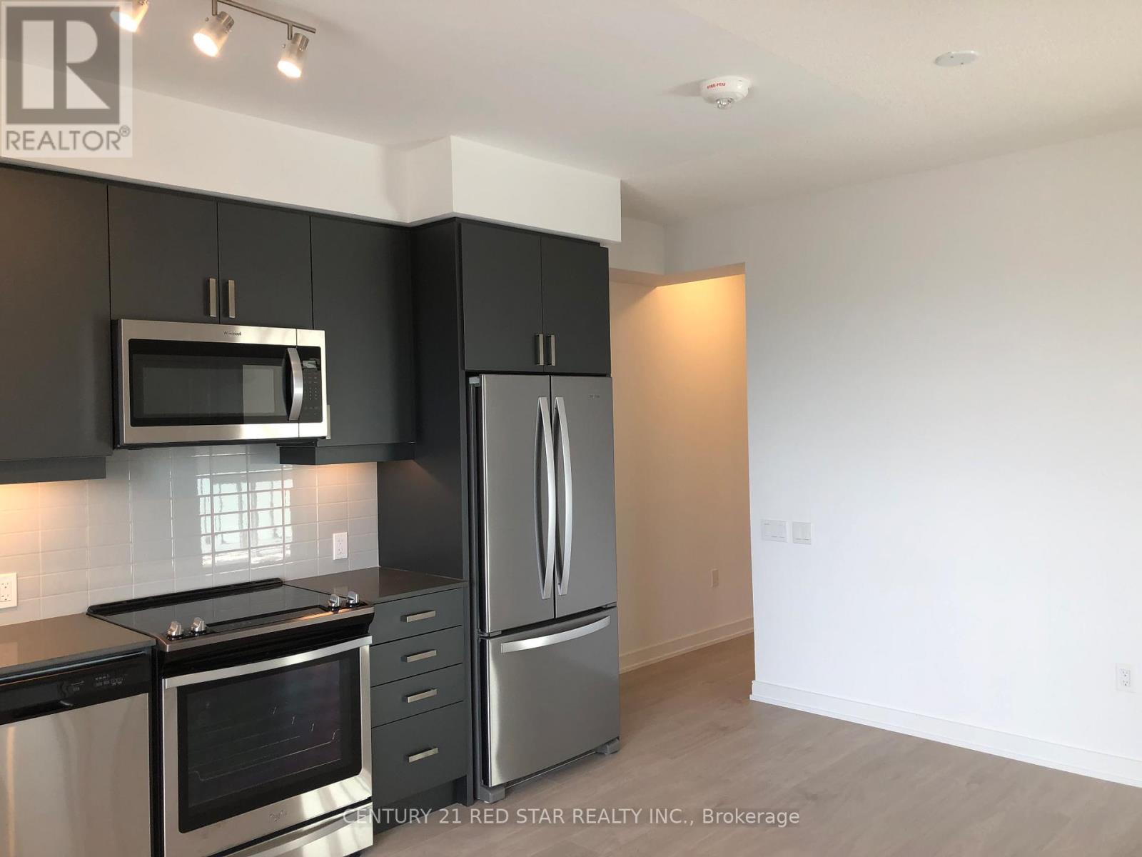 Photo 7 of 3106 8 Nahani Way, Mississauga ON