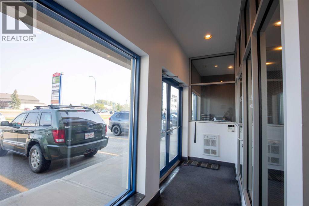 Photo 13 of 111 8716 108 Street, Grande Prairie AB