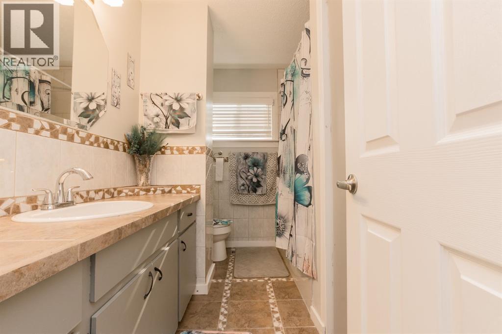 Photo 13 of 8203 99 Street, Grande Prairie AB