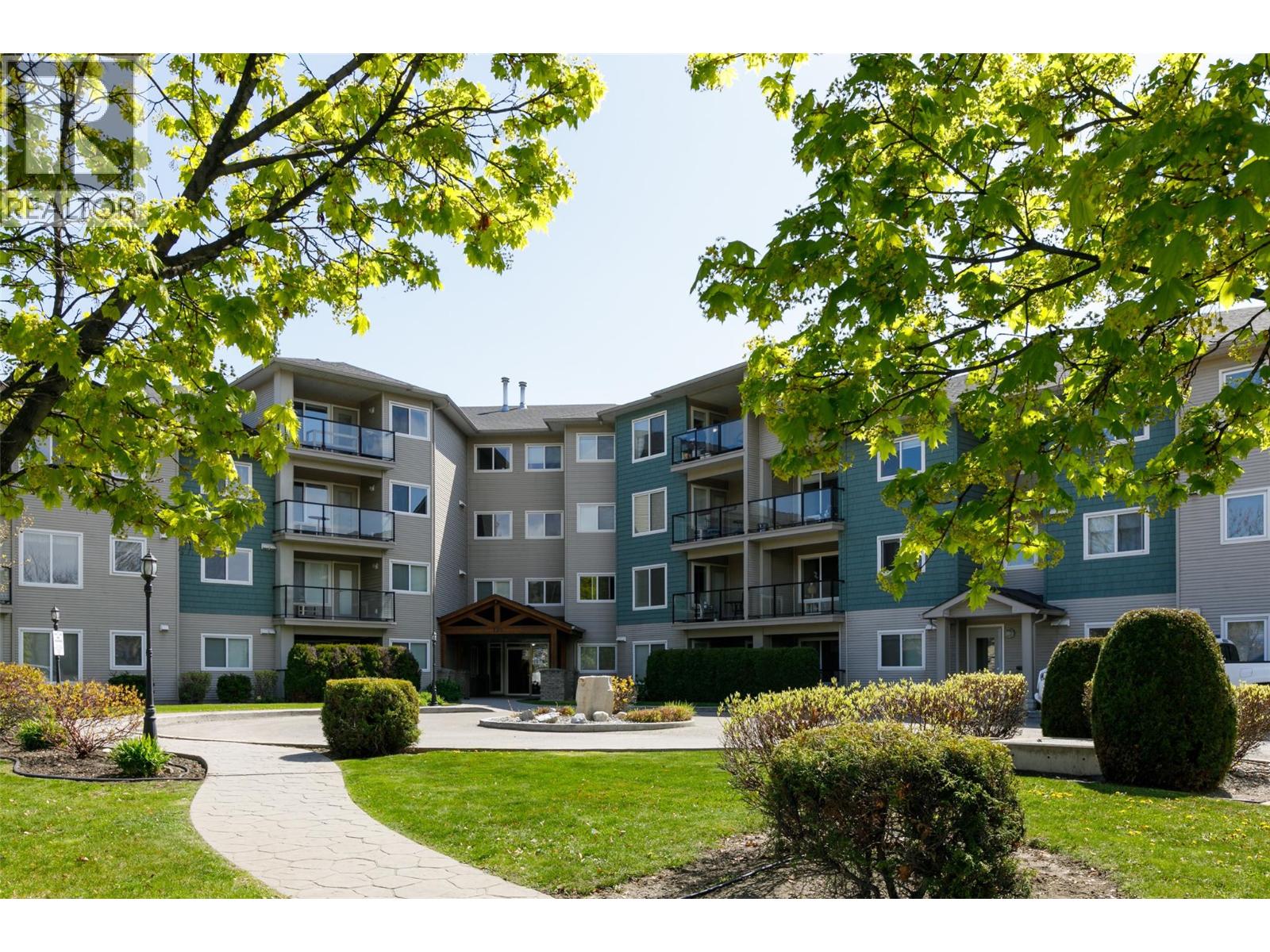 111 135 Ziprick Road, Kelowna