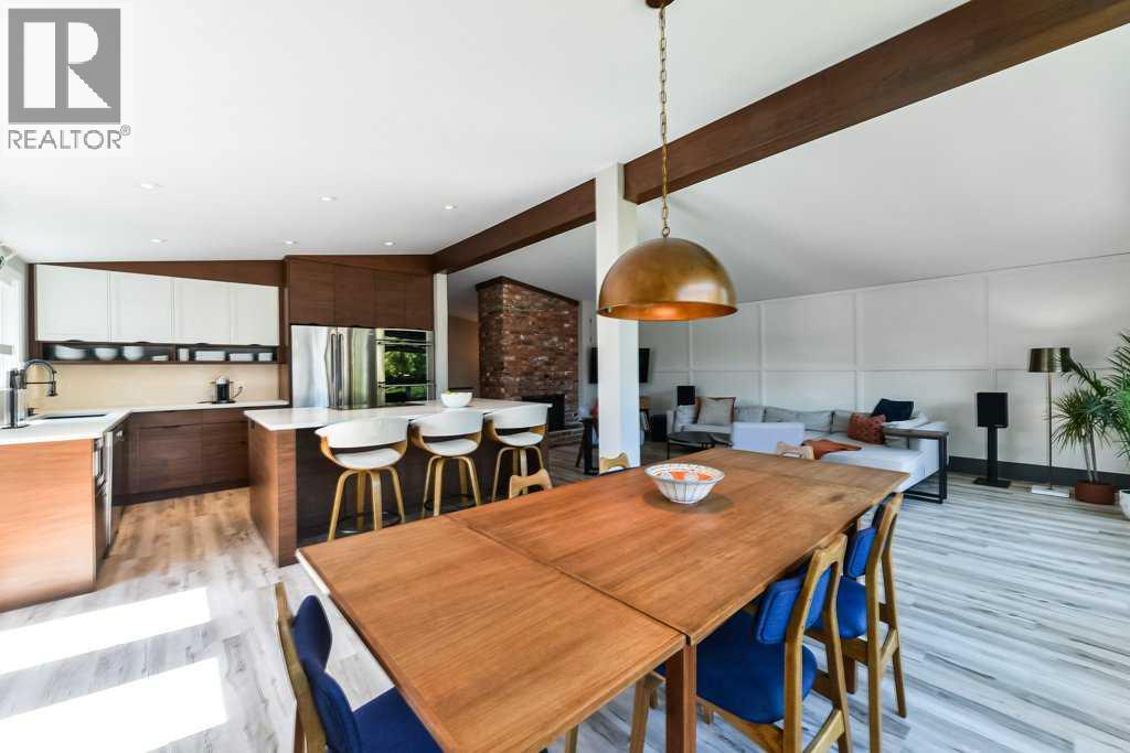Photo 16 of 2256 Longridge Drive Sw, Calgary AB