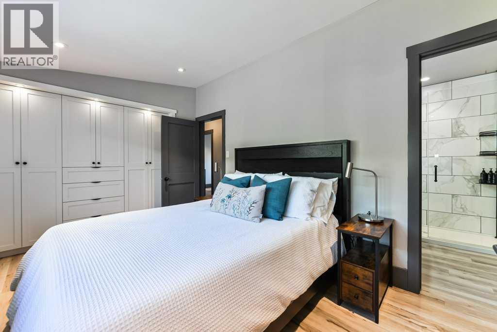 Photo 19 of 2256 Longridge Drive Sw, Calgary AB