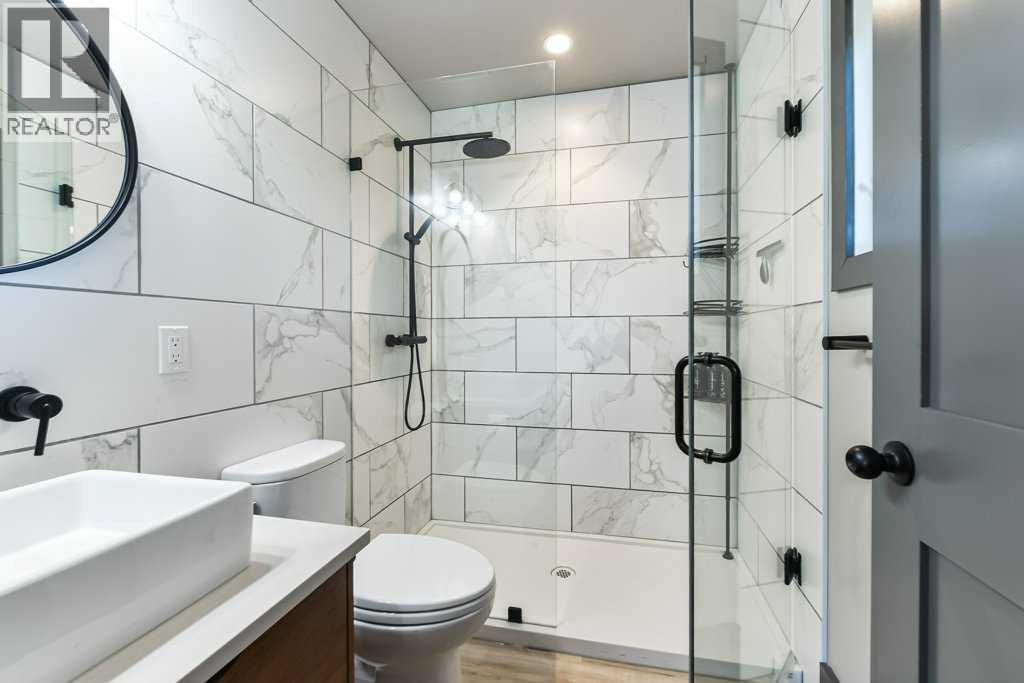 Photo 20 of 2256 Longridge Drive Sw, Calgary AB