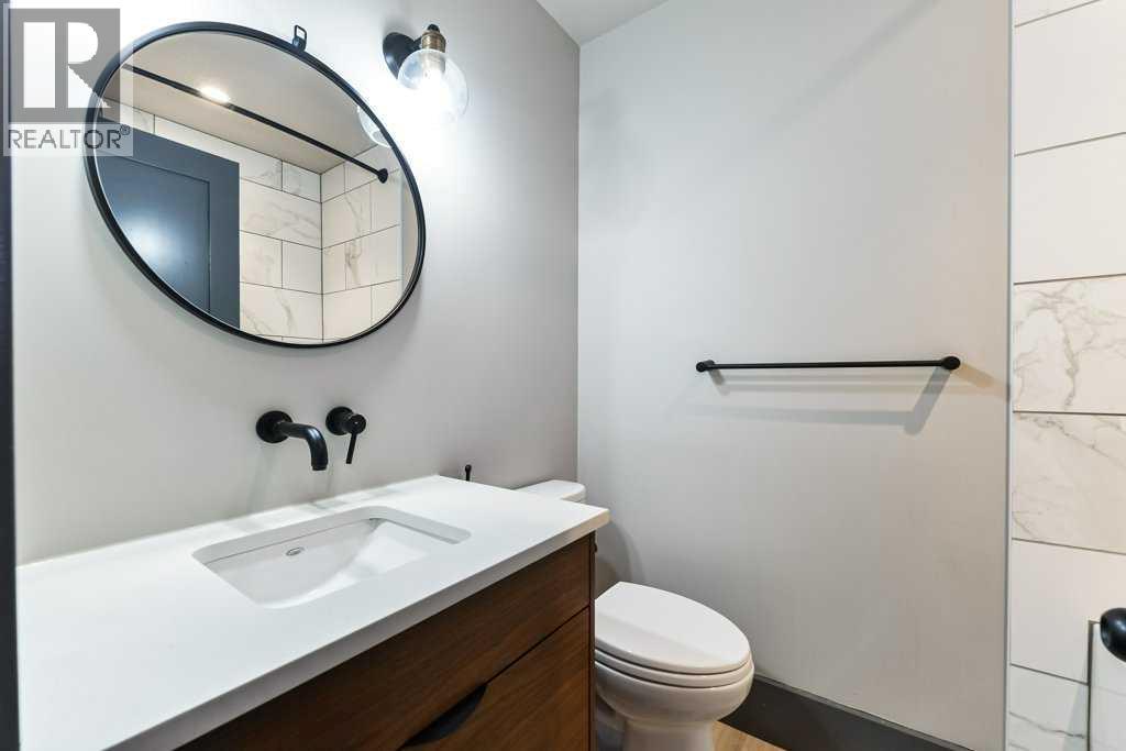 Photo 25 of 2256 Longridge Drive Sw, Calgary AB