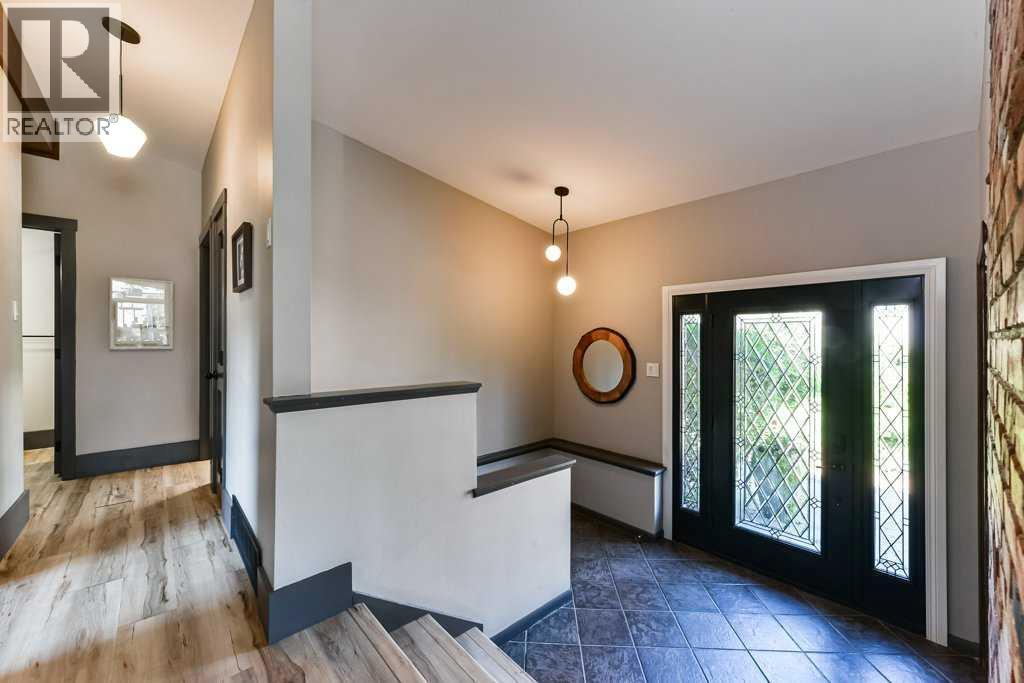 Photo 4 of 2256 Longridge Drive Sw, Calgary AB