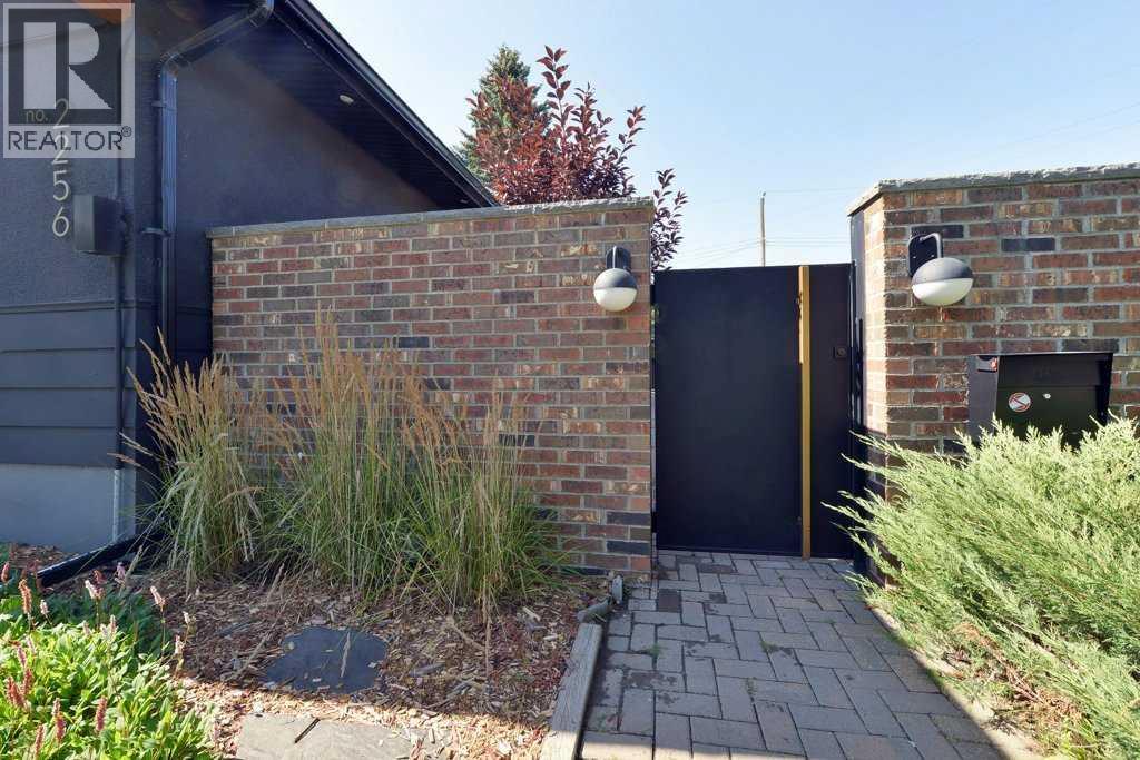 Photo 43 of 2256 Longridge Drive Sw, Calgary AB