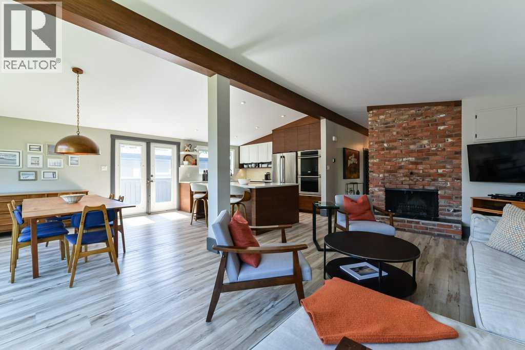 Photo 6 of 2256 Longridge Drive Sw, Calgary AB