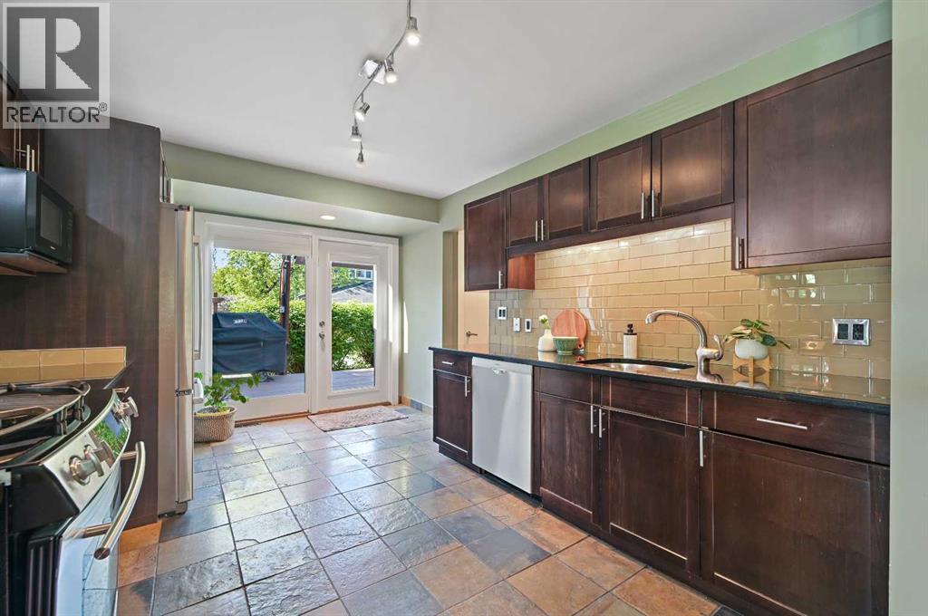 Photo 17 of 4811 15 Street Sw, Calgary AB