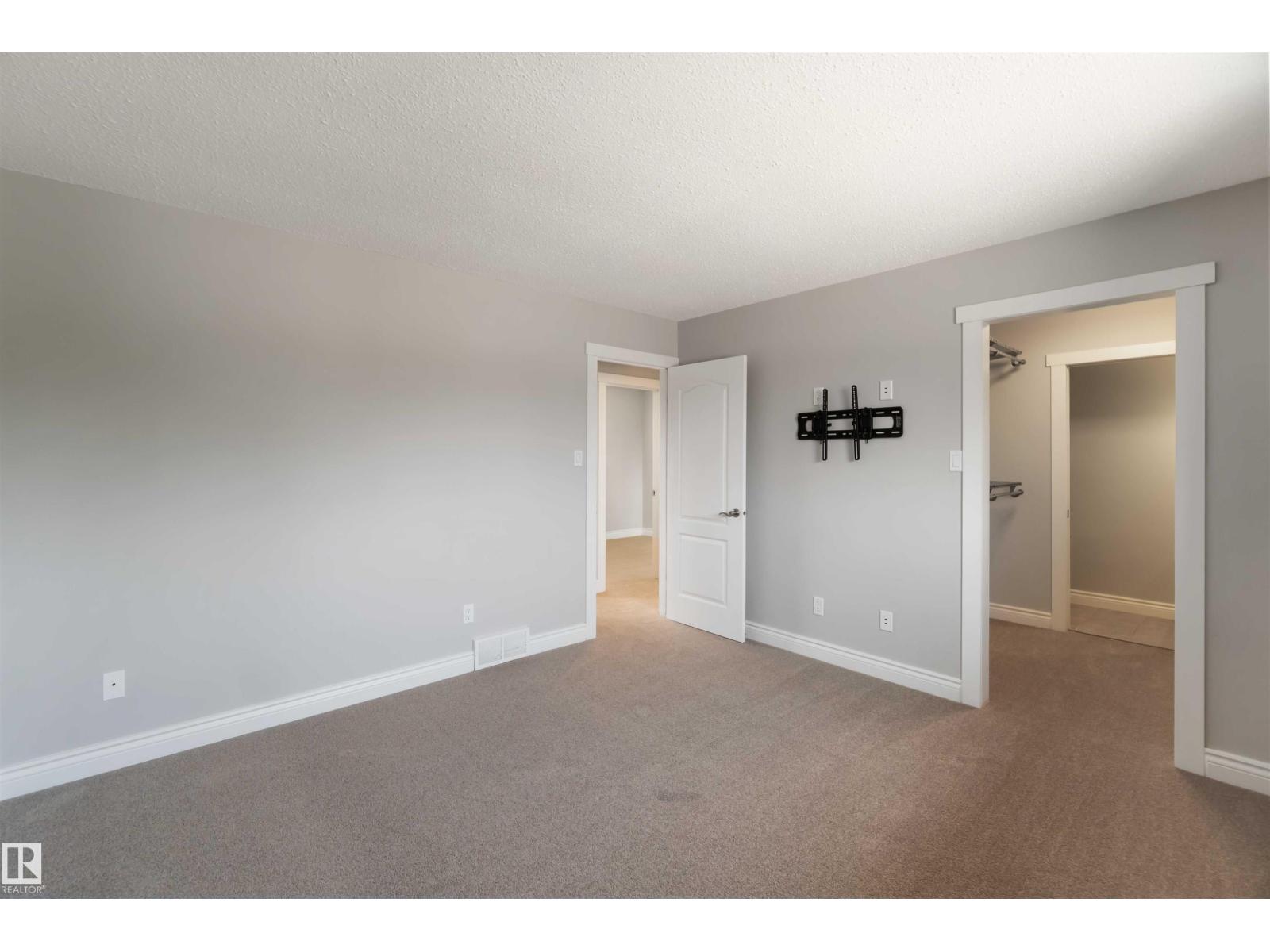 Photo 35 of 9216 82 St, Fort Saskatchewan AB