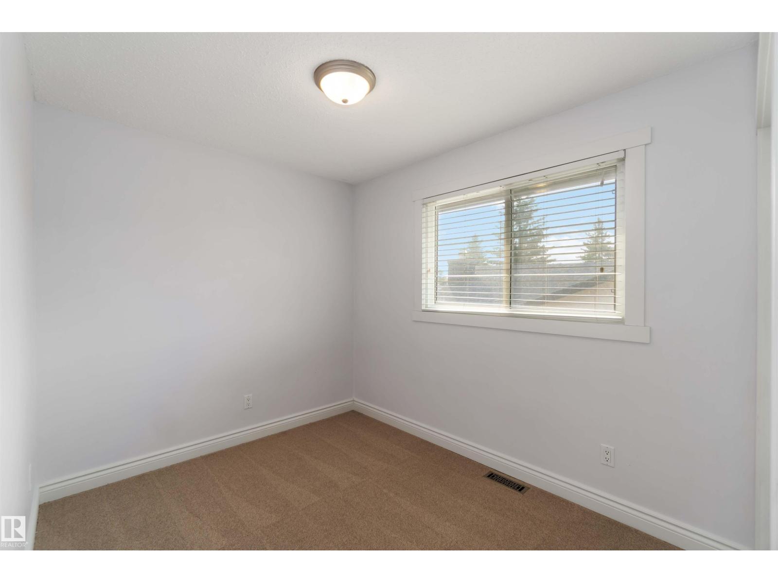 Photo 39 of 9216 82 St, Fort Saskatchewan AB