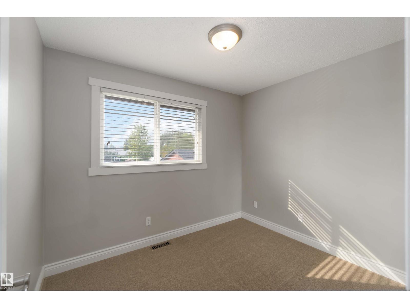 Photo 41 of 9216 82 St, Fort Saskatchewan AB