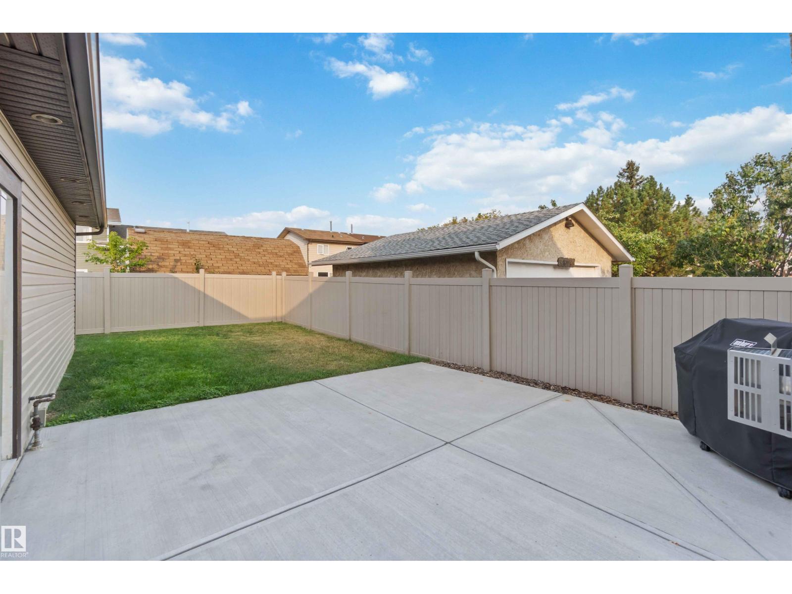 Photo 53 of 9216 82 St, Fort Saskatchewan AB
