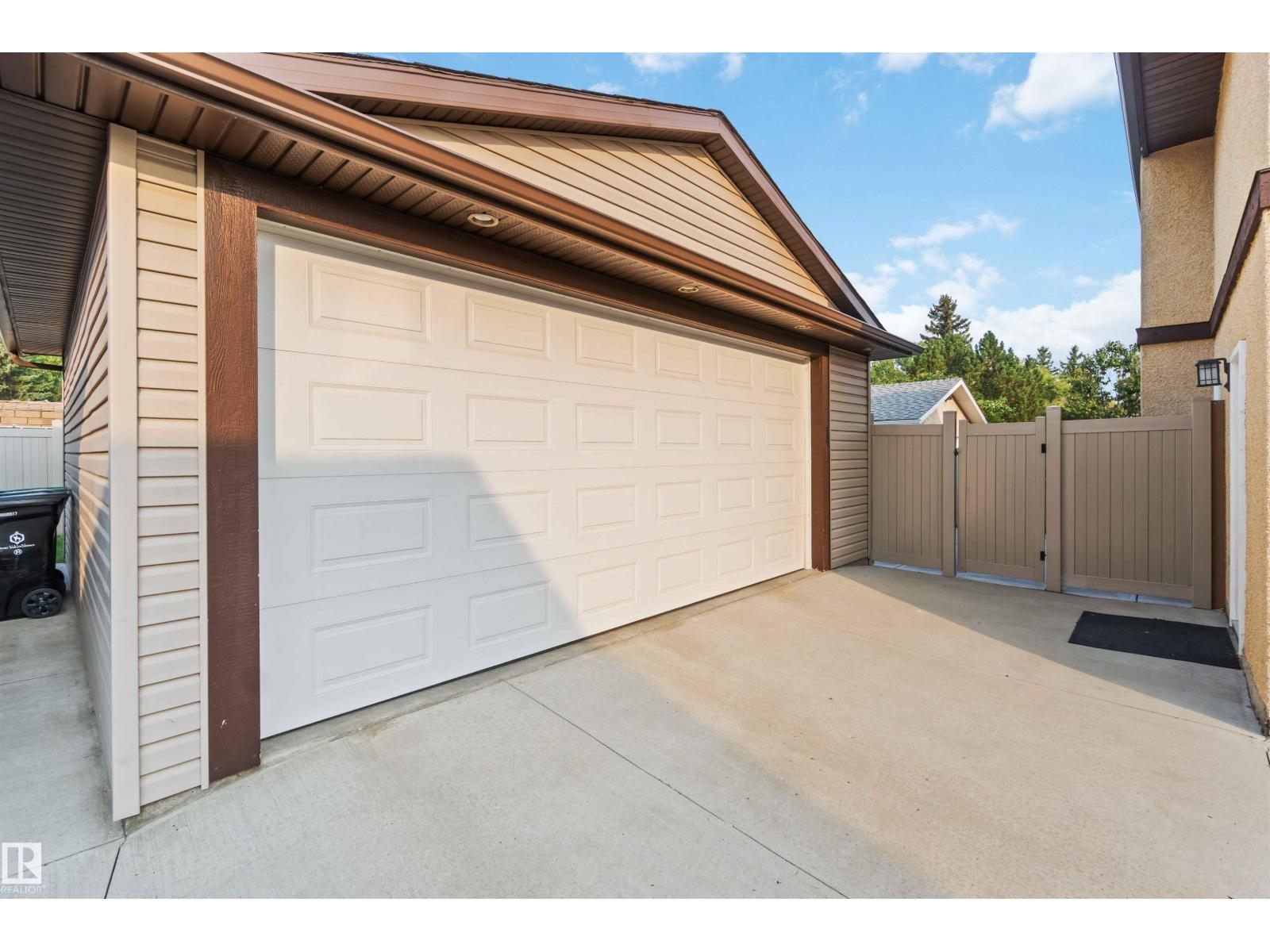 Photo 56 of 9216 82 St, Fort Saskatchewan AB