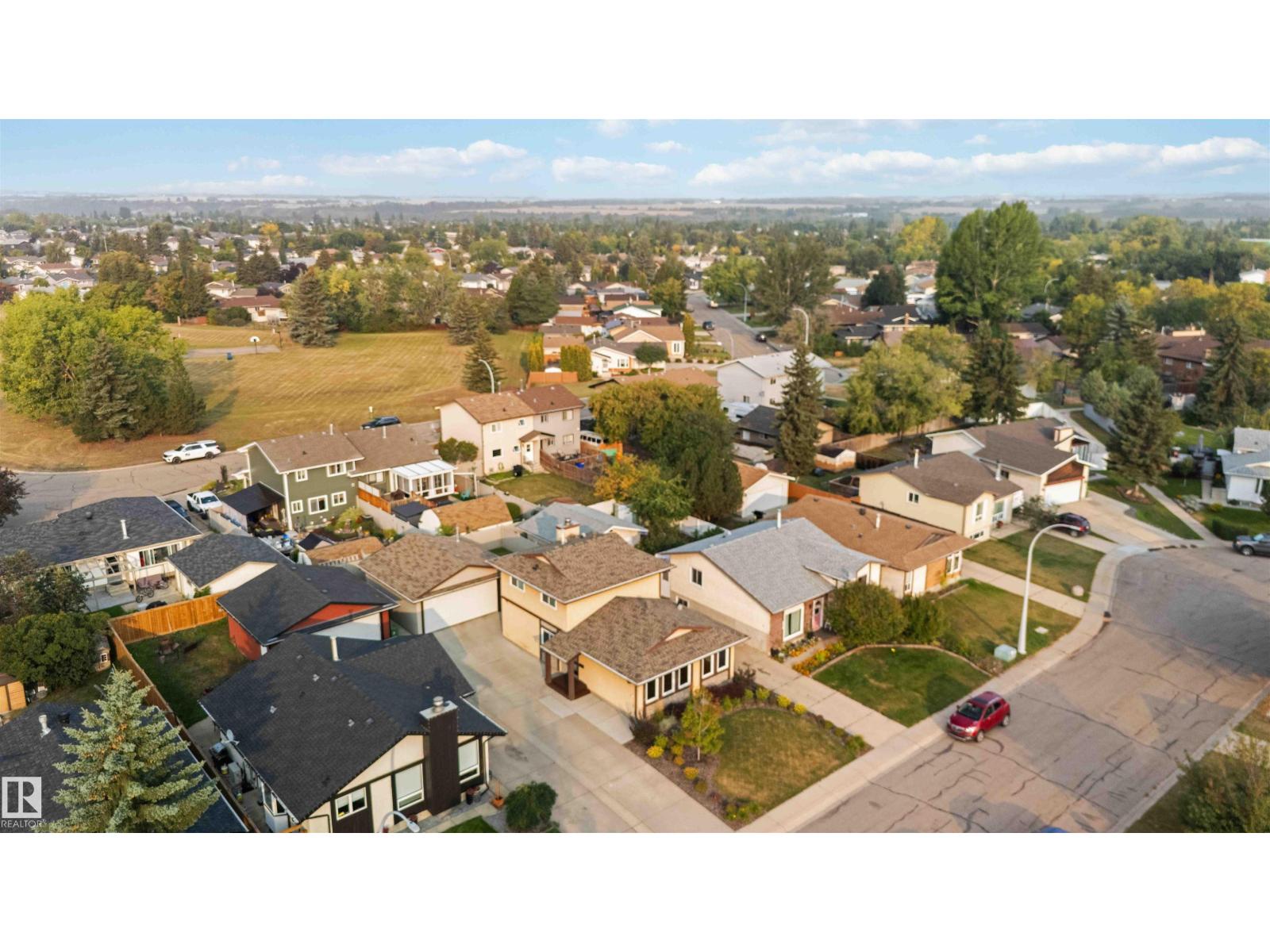 Photo 60 of 9216 82 St, Fort Saskatchewan AB