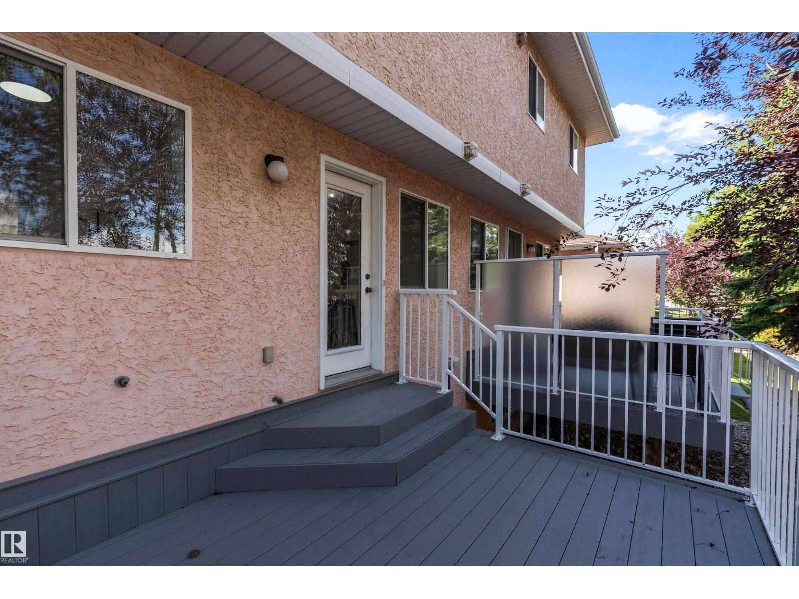 Photo 33 of 14 11105 9 Av Nw, Edmonton AB