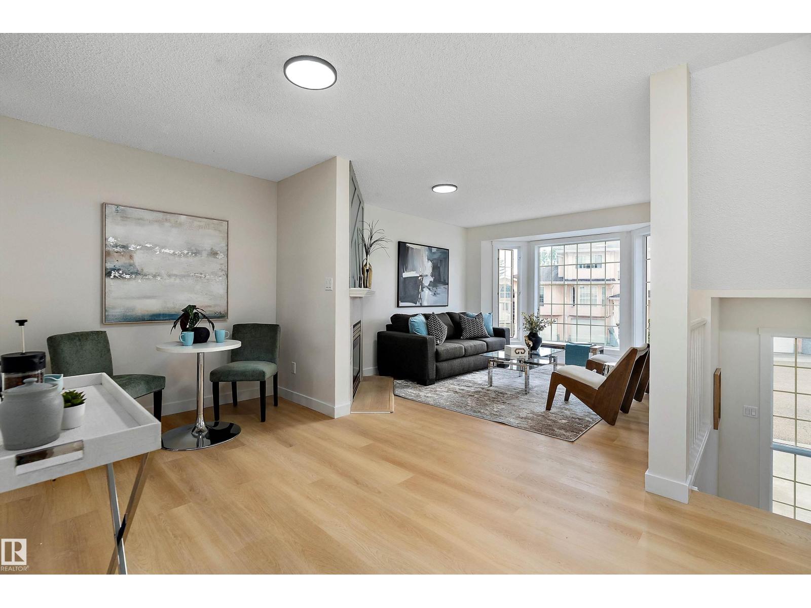 Photo 7 of 14 11105 9 Av Nw, Edmonton AB