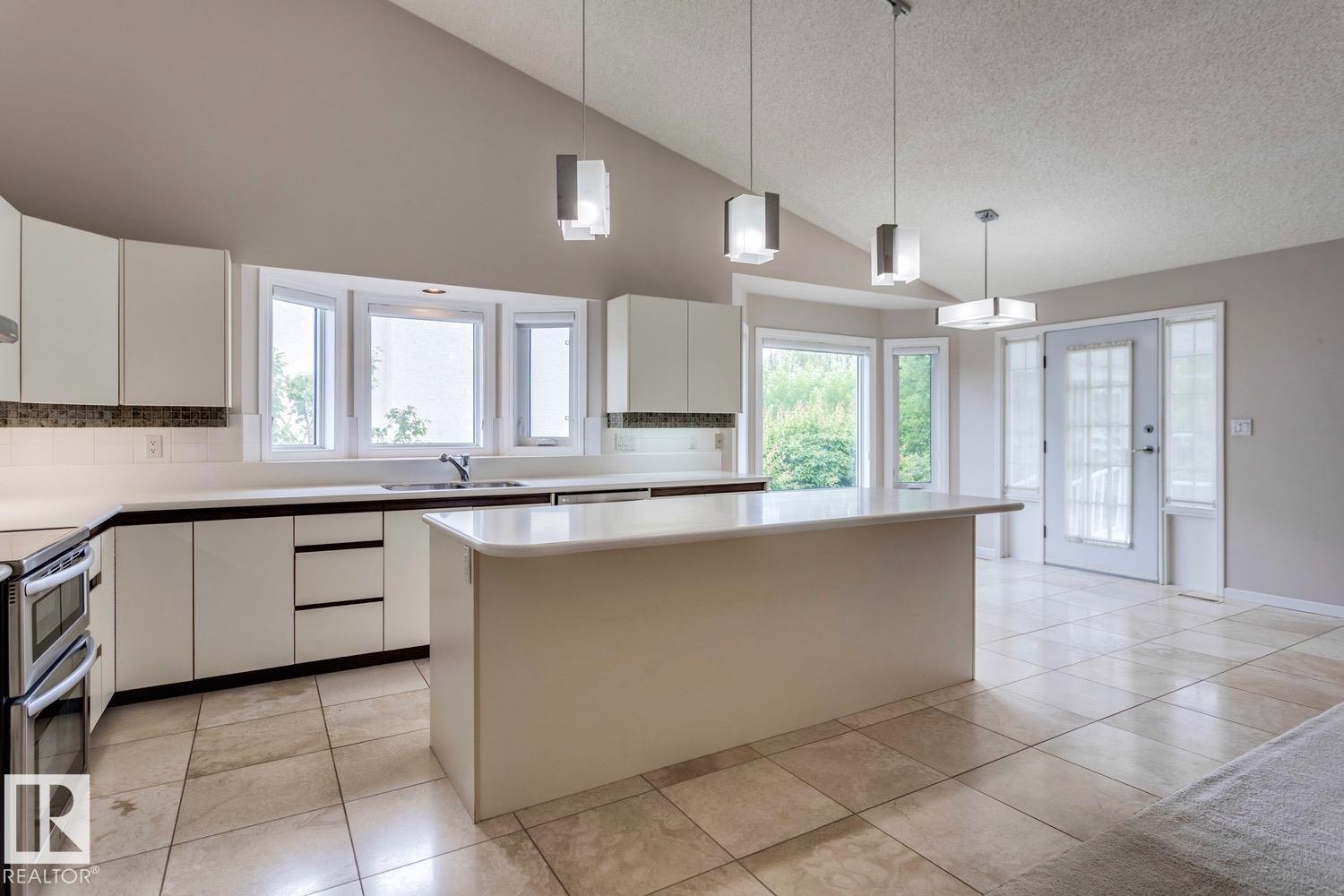 Photo 6 of 12416 29 A Av Nw, Edmonton AB