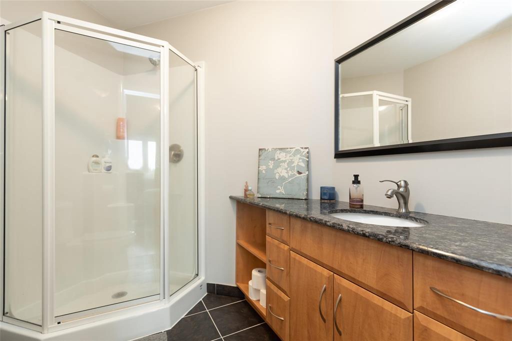 Photo 16 of 141 Wolf Drive, Steinbach MB