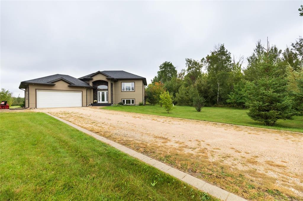 Photo 43 of 141 Wolf Drive, Steinbach MB