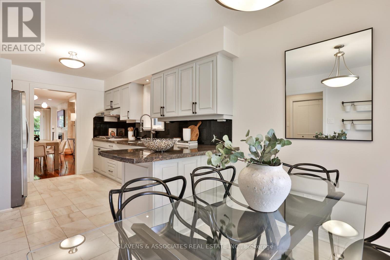 Photo 13 of 1021 Spadina Road, Toronto ON