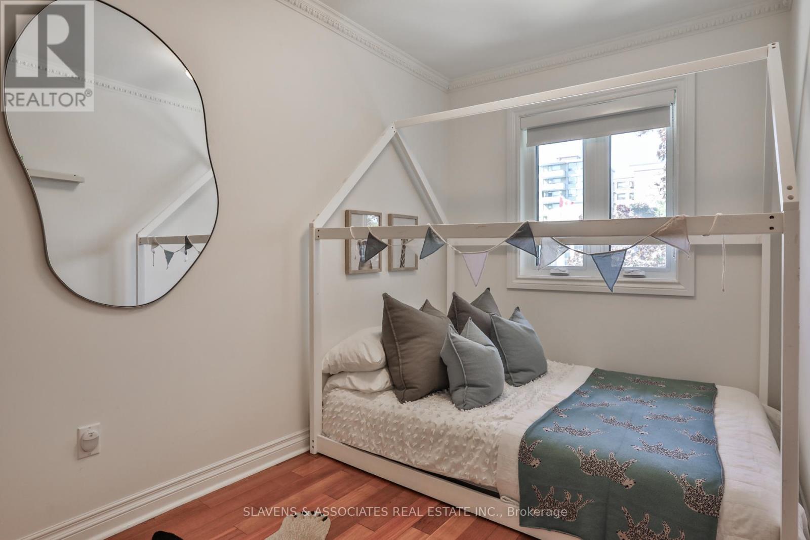 Photo 24 of 1021 Spadina Road, Toronto ON