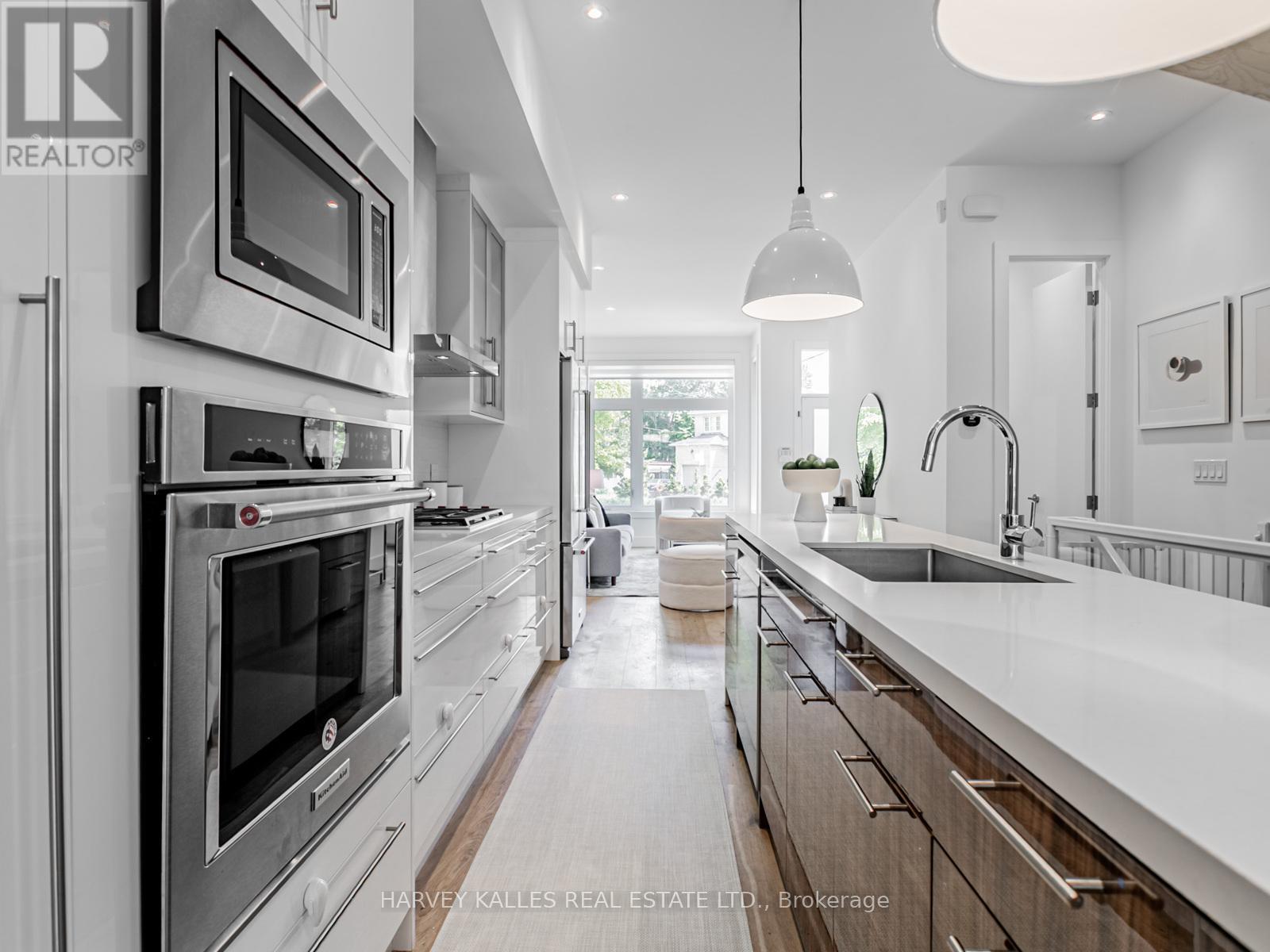 Photo 5 of 12 Coates Avenue, Toronto ON
