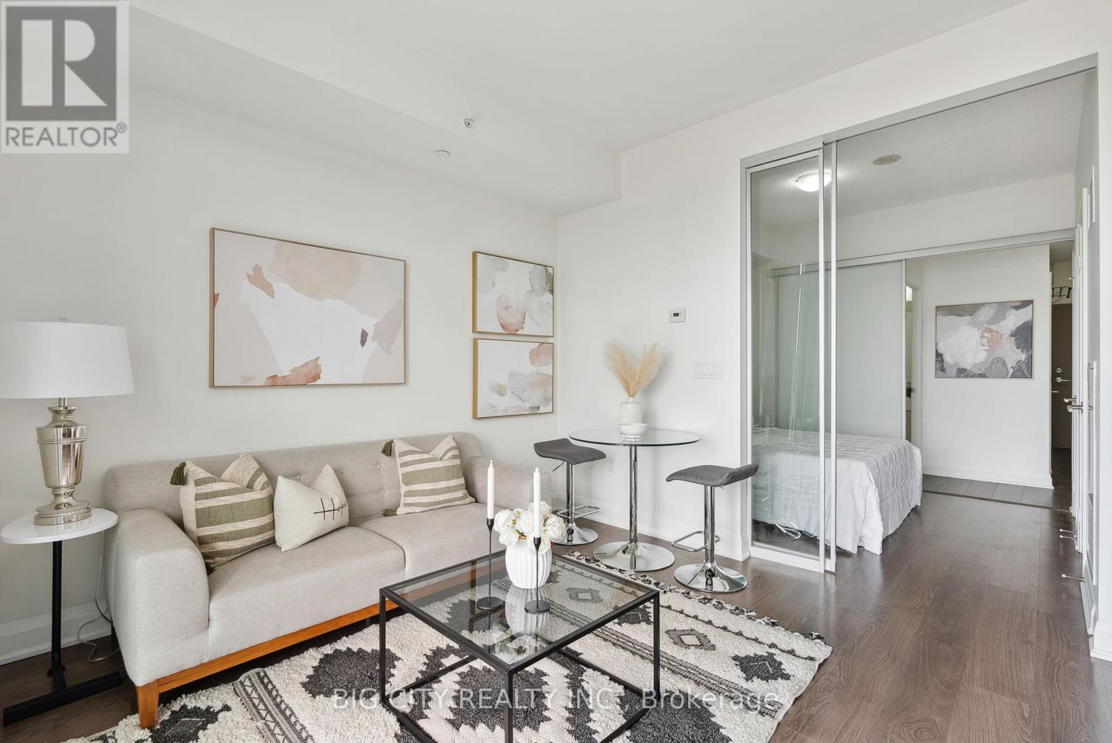 Photo 1 of 1609 160 Vanderhoof Avenue, Toronto ON