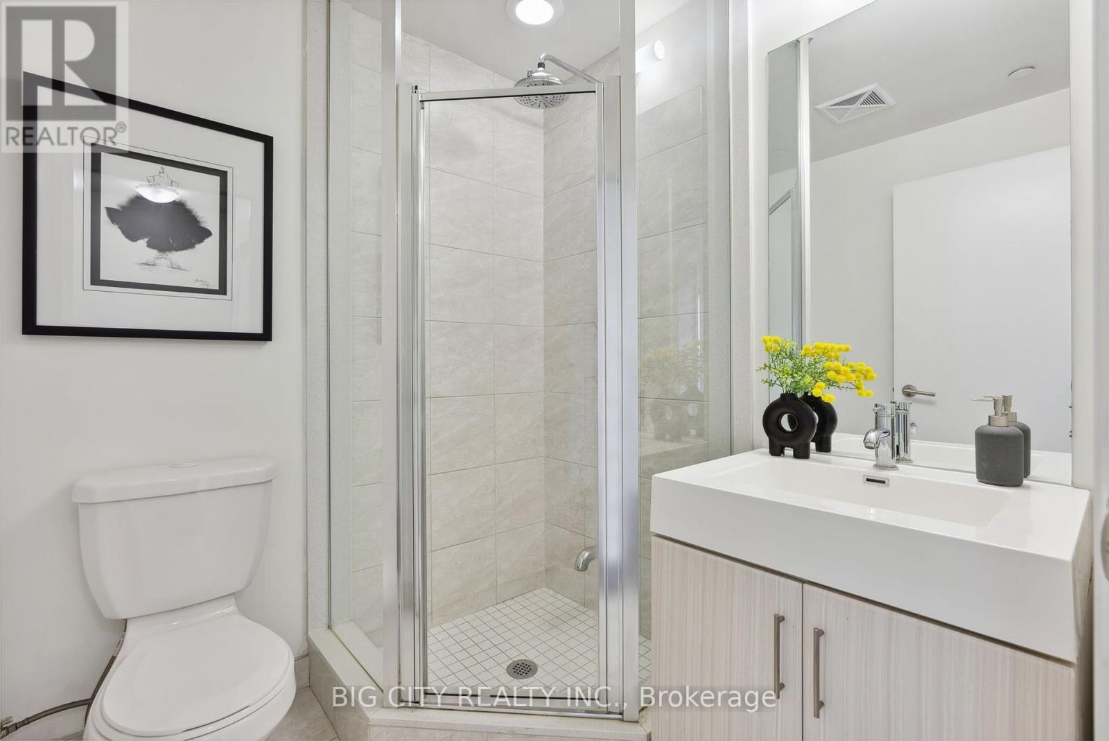 Photo 8 of 1609 160 Vanderhoof Avenue, Toronto ON